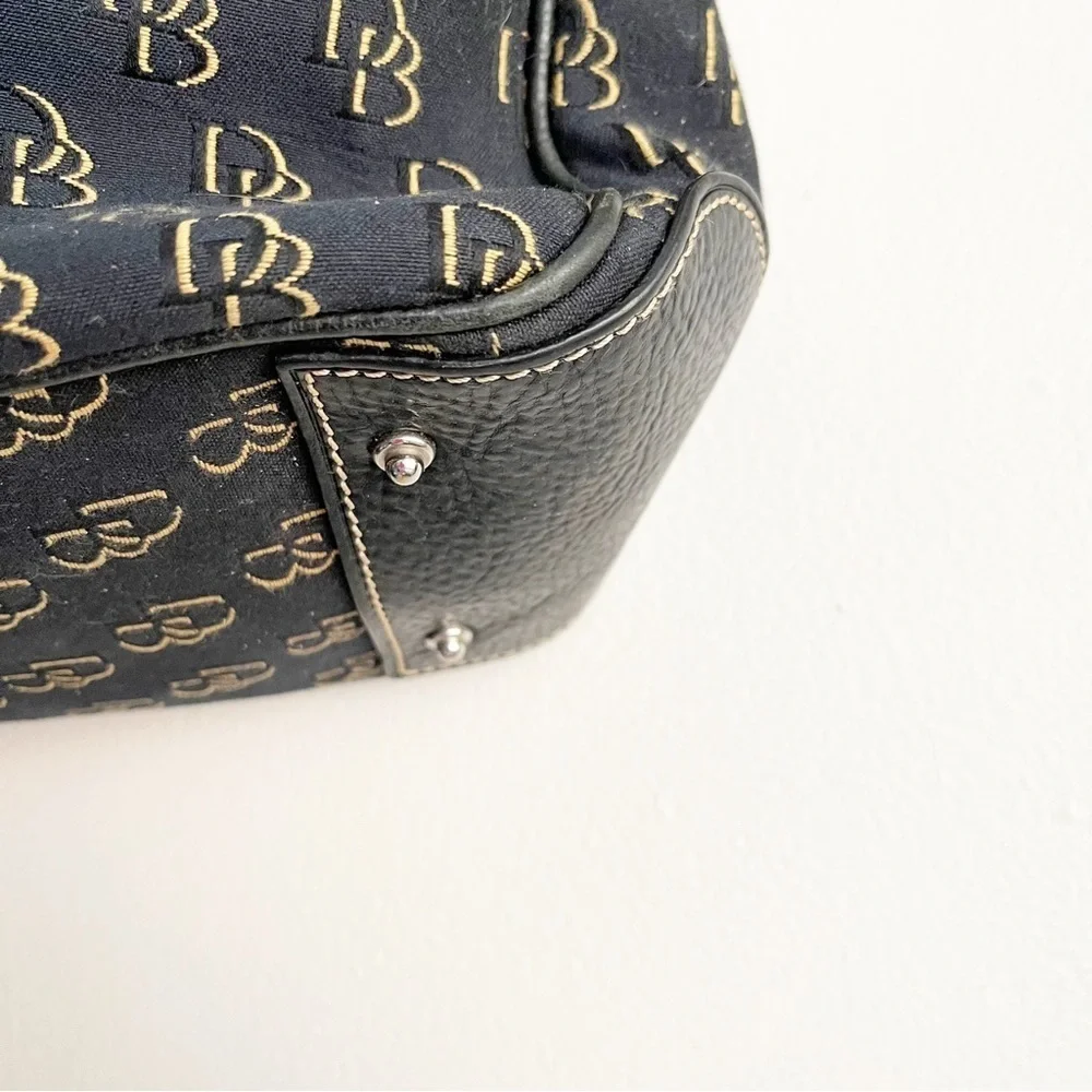 Dooney & Bourke Black Signature Print Purse - Picture 10 of 15